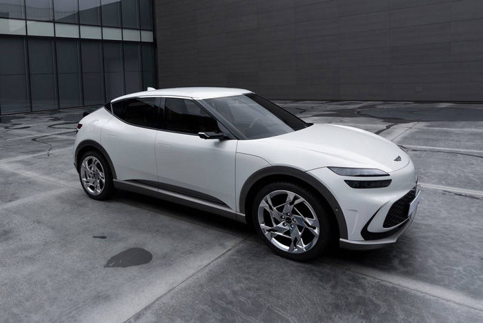 Genesis GV60 cost less and goes further for 2024