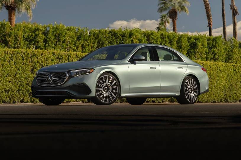 Family Tradition – the all-new 2024 Mercedes-Benz E-Class