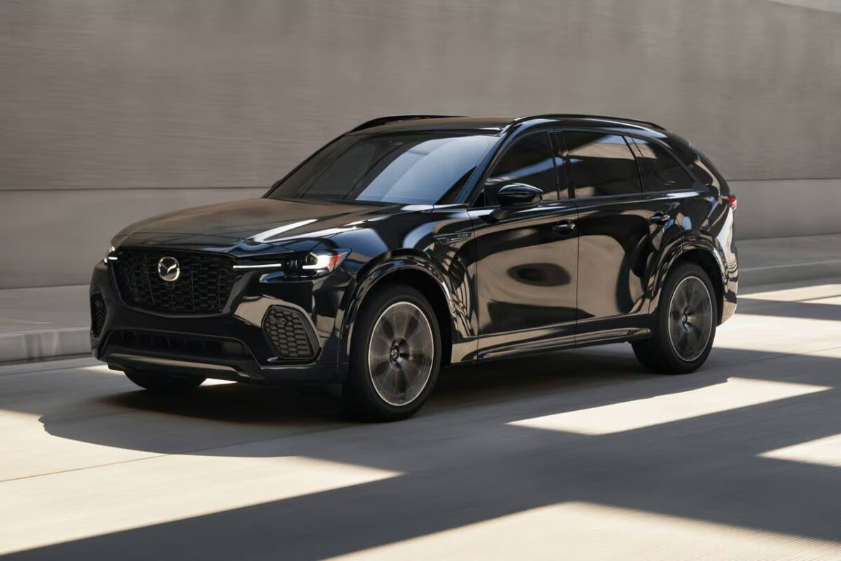 Mazda shows off luxury in the CX-70