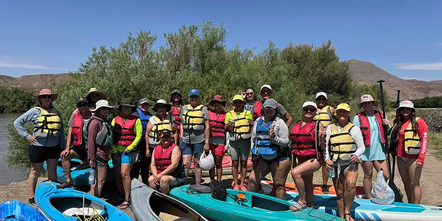 Beginner Kayaking on the Rio! 