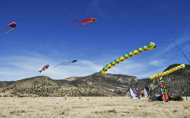 Whitewater Mesa Fun Kite Flying Picnic